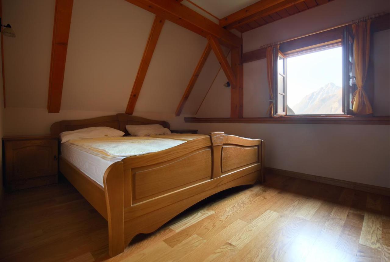 Zadnjica Holiday House Soča Εξωτερικό φωτογραφία